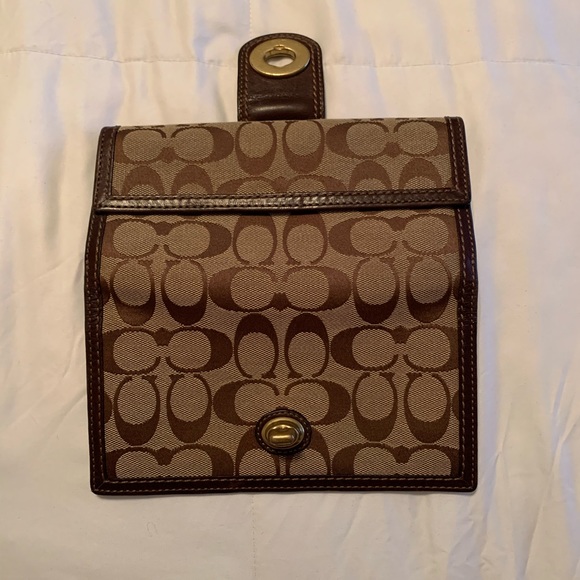 Bifold Coach wallet - Picture 8 of 8